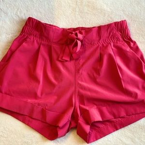 Lululemon Fuchsia Pink Shorts size 4